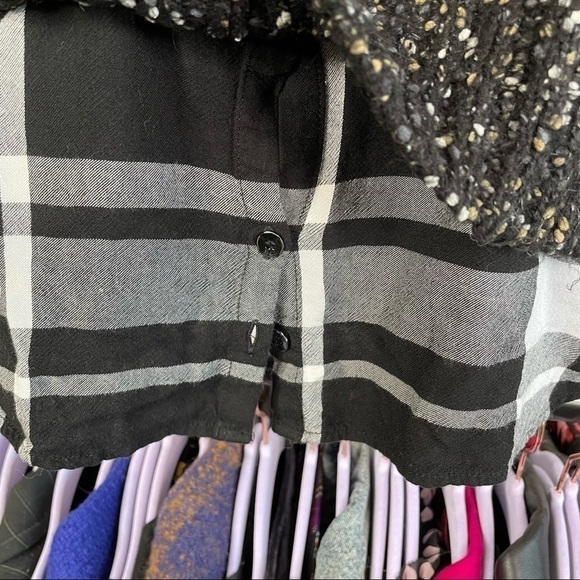 𝅺pieces by Kensie Black Chunky Knit Faux Shirttail Pullover Sweater - Picture 3 of 6